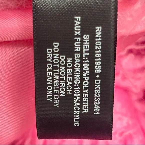 Dolls Kill Women pink fur coat - Picture 6 of 6